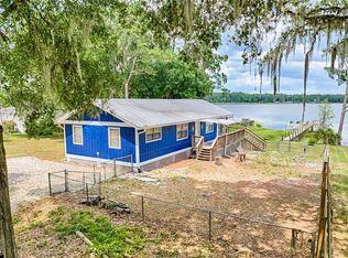 114 Benjamin Dr, Hawthorne, FL 32640