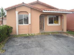 2560 W 65th St, Hialeah, FL 33016