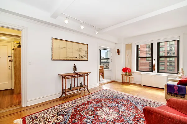 Sold by Compass | media 1