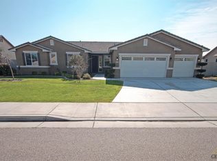 9915 Boothbay Harbour Dr, Bakersfield, CA 93314