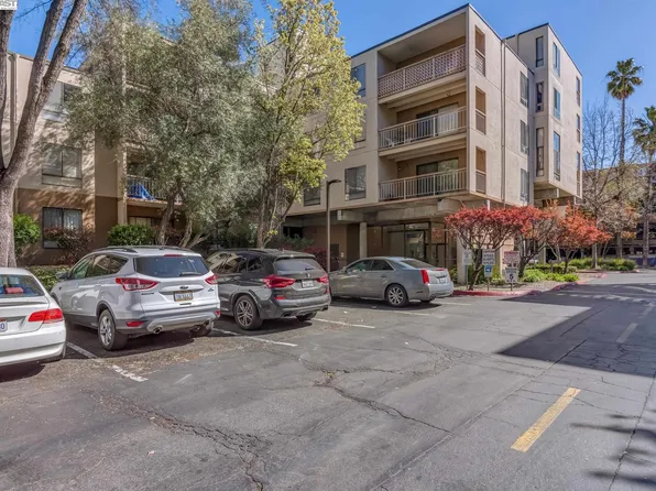 440 N Civic Dr APT 412, Walnut Creek, CA 94596