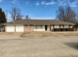 1221 SW 72nd St, Oklahoma City, OK 73139