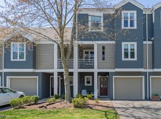 374 Pond Rd, Bridgewater, NJ 08807