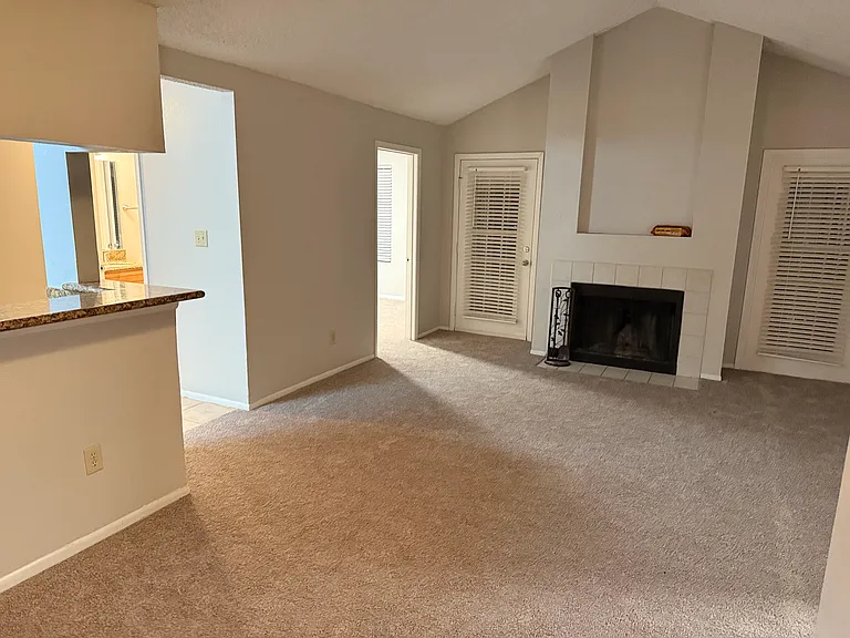 224 Afton Sq #301 — Photo 1