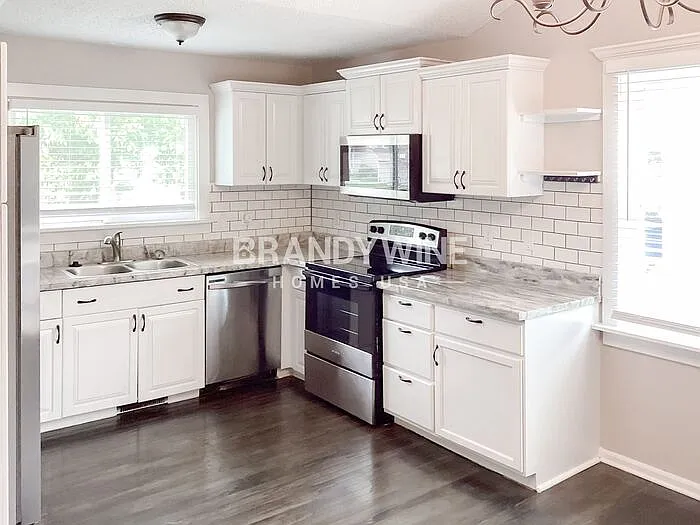 105 Sumac St — Photo 9