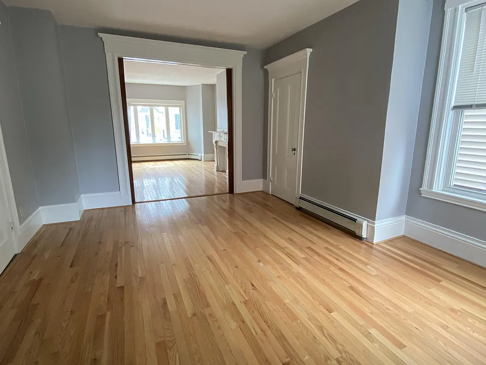 532 E 4th St #1