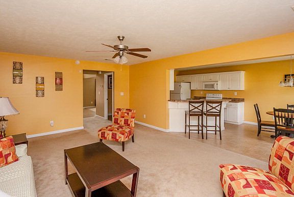 4th image of 2153 Gardenview Dr