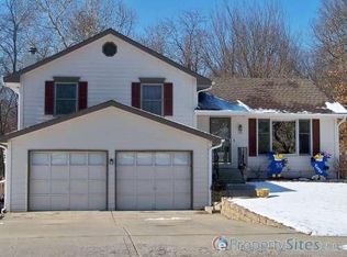 516 Maple St, Liberty, MO 64068