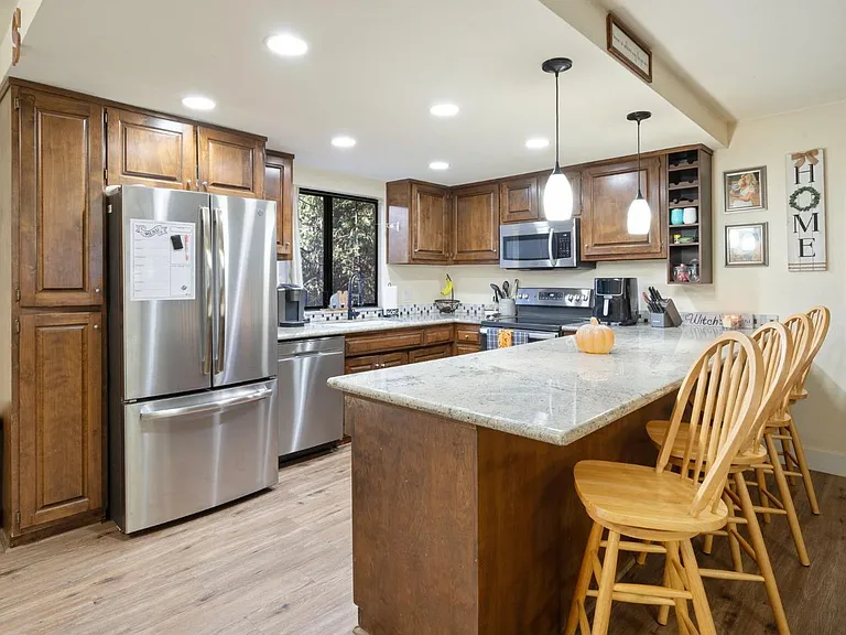 2752 Douglas Fir Dr — Photo 7