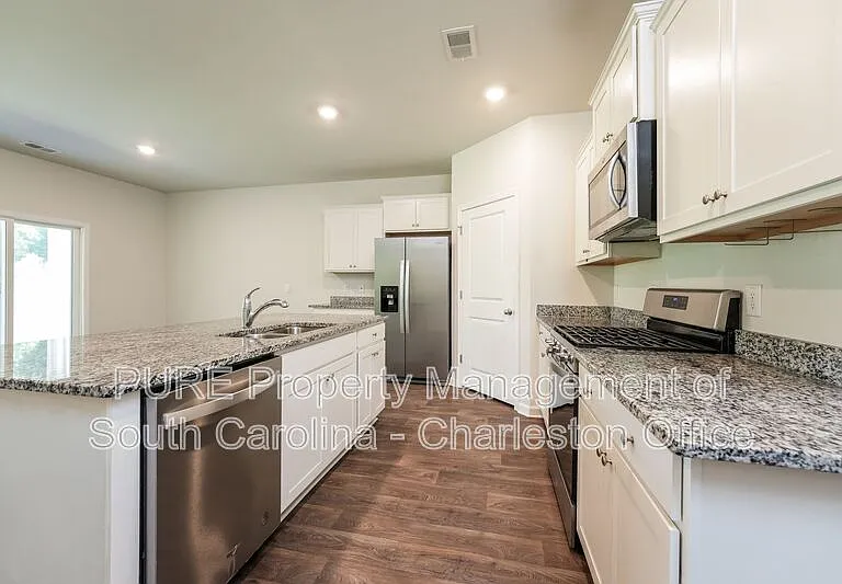 142 Summit View Dr — Photo 7