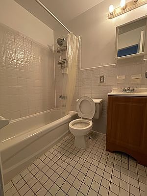 1st image of 426 W 48th St APT 5ER