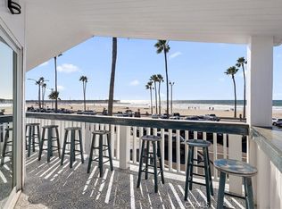 2214 W Oceanfront UNIT B, Newport Beach, CA 92663