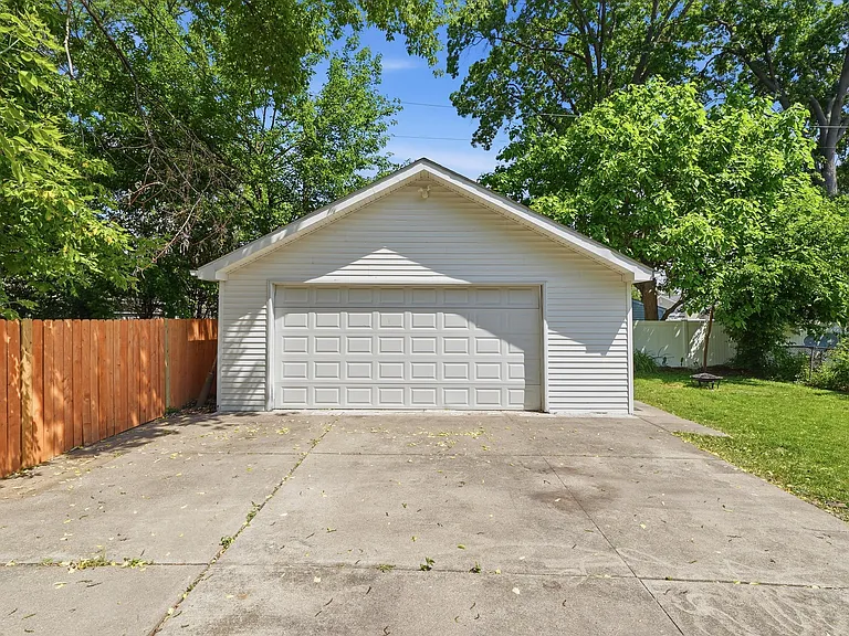 1401 Midland Blvd — Photo 23