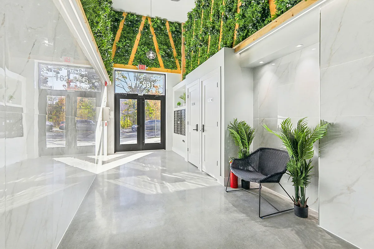 Building Photo - Olea by Gomes