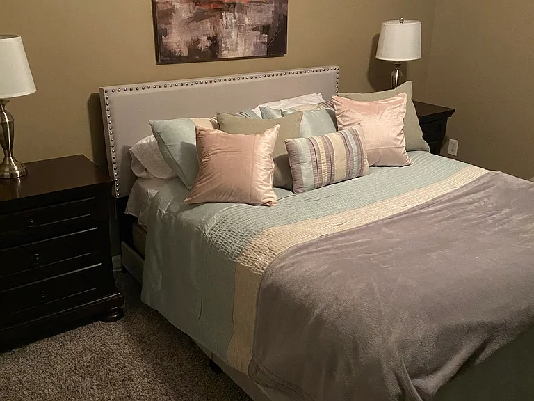 Jill Guest Bedroom #1