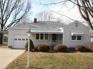 602 S Monroe St, Mackinaw, IL