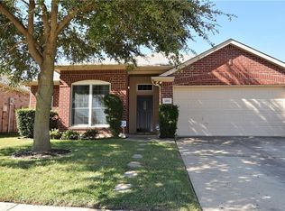 6011 Hillside Ln, Sachse, TX 75048