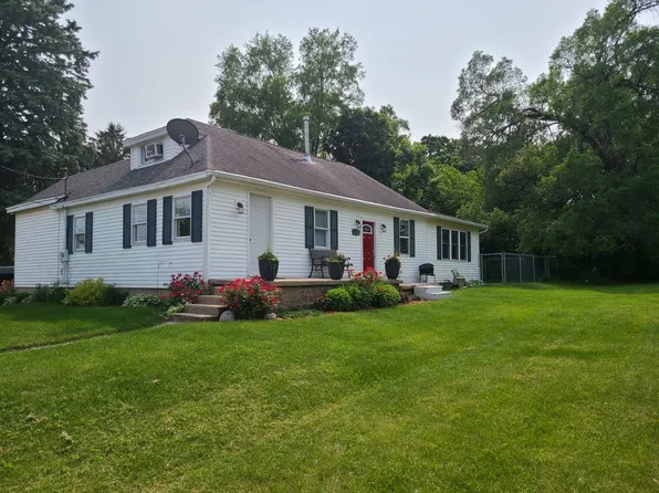 100 Watson Ave, Oglesby, IL 61348