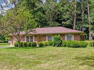 1360 W Choctaw Dr, London, OH 43140