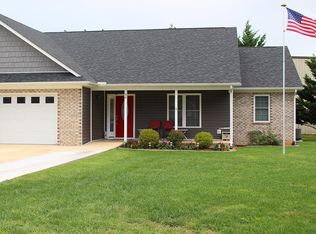 34 Meriwether Cir, Stuarts Draft, VA 24477