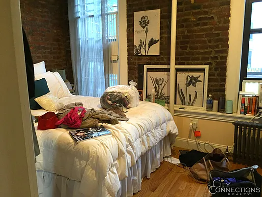 Rented by City Connections Realty | media 24