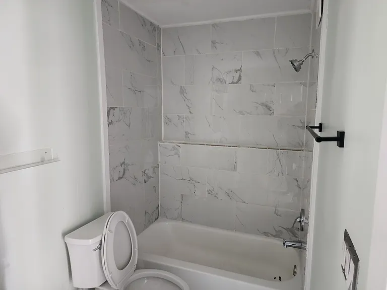 3530 W Jolly Rd #6 — Photo 4