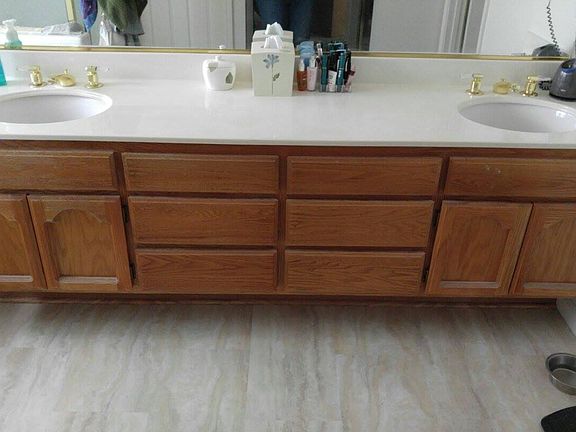 5th image of 8401 Honey Hill Ct