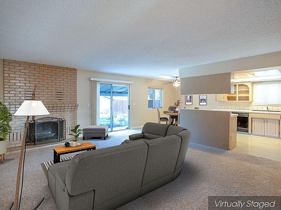 2nd image of 200 Newport Dr