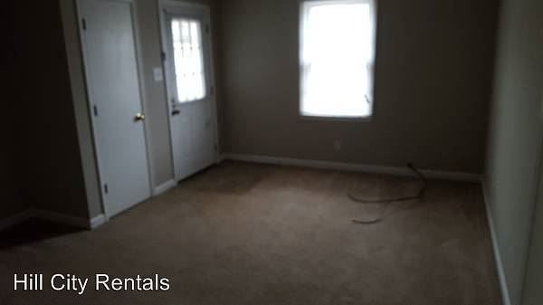 2nd image of 1500 Ramsgate Ln #A