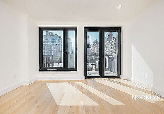 3rd image of 250 Gold St #348