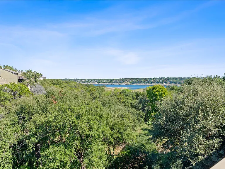 111 Comanche Point — Photo 25