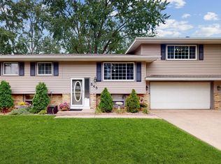 545 Rosedale Rd NE, Spring Lake Park, MN 55432
