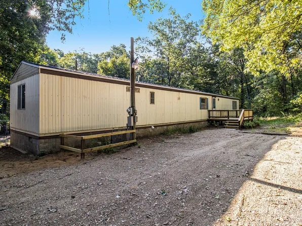 8314 S Poplar Ave, Newaygo, MI 49337