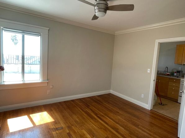 2473 Market St APT 5