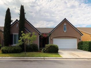 3866 Chessa Ln, Clovis, CA 93619