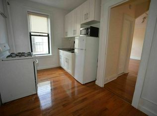 24-52 44th St #C6, Astoria, NY 11103