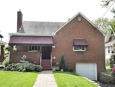 63 Hawthorne Ave photo 1
