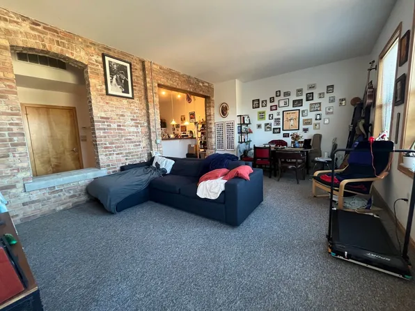 624 E. Ogden Ave, 624 E Ogden Ave APT 303, Milwaukee, WI 53202