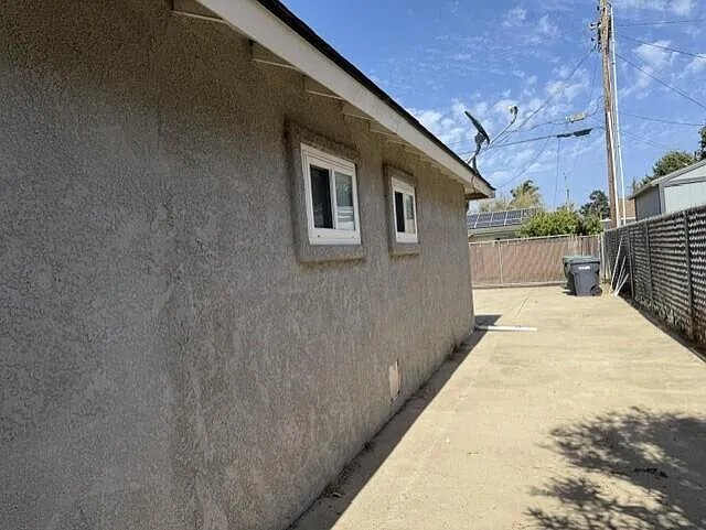 204 N X St — Photo 20