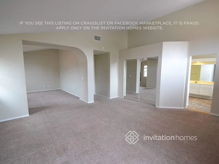 5319 Gardendale Ln — Photo 7