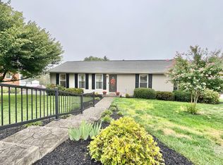 2240 Gloria Dr, Salem, VA 24153