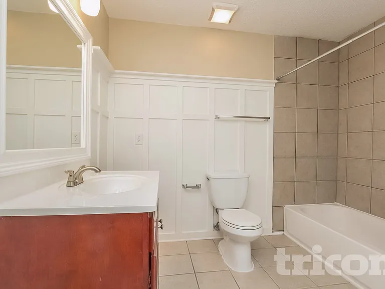 125 Wayside Dr — Photo 12