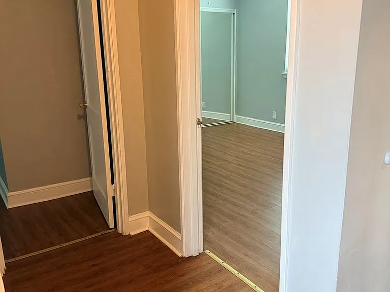 302 Bowles Ave — Photo 11