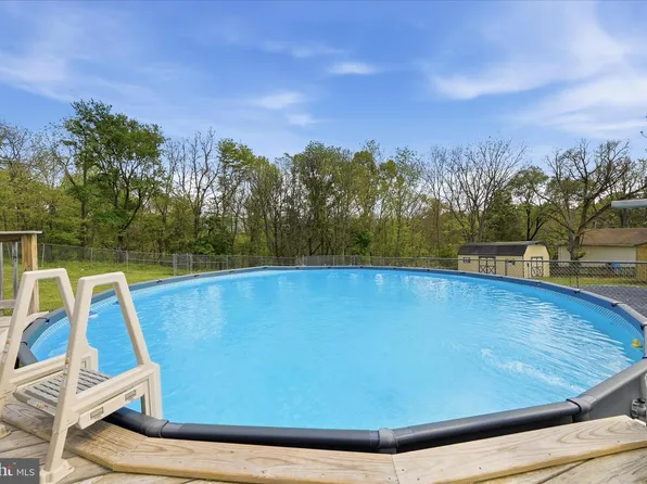 25996 Old Valley Pike, Toms Brook, VA 22660
