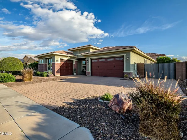 2961 E PRESTON Street, Mesa, AZ 85213