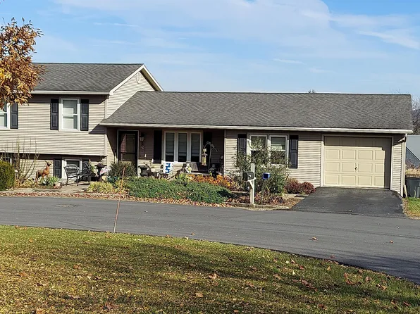 1 Willow Ct, Selinsgrove, PA 17870