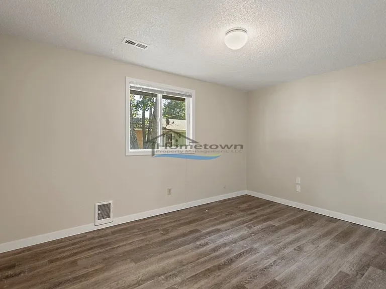 342 W Davidson Ave — Photo 13