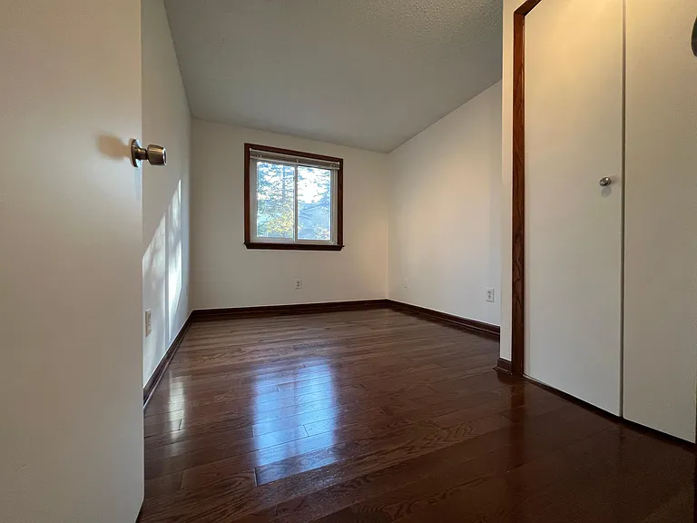6995 Leytonstone Blvd — Photo 14