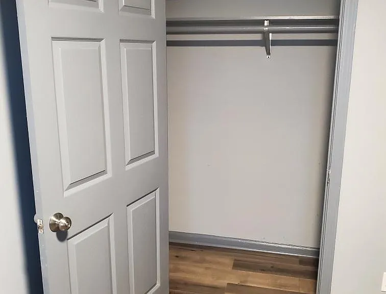 428 Tazor St NW #5 — Photo 7