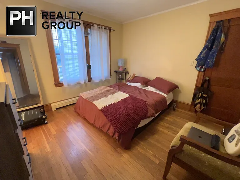 385 Arlington St #1 — Photo 8